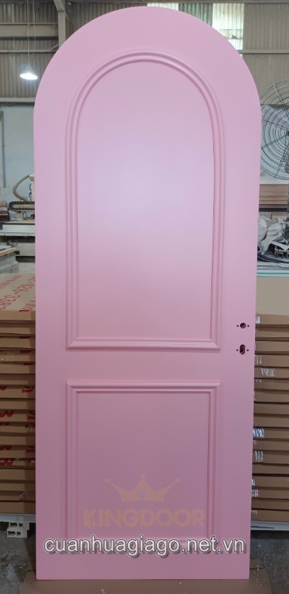 Mẫu cửa vòm đẹp, sơn màu hồng