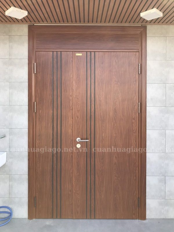 Cửa 2 cánh lệch vân gỗ Vạn Giã