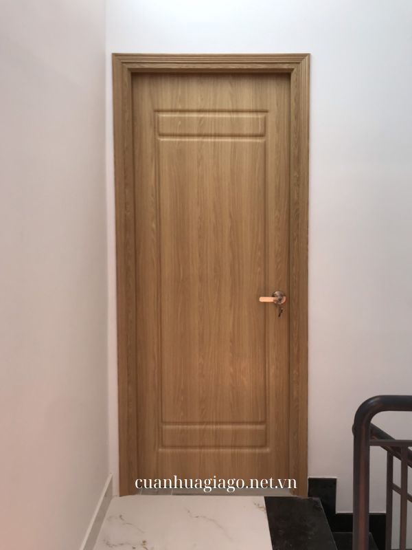Cửa nhựa đúc Cam Lâm