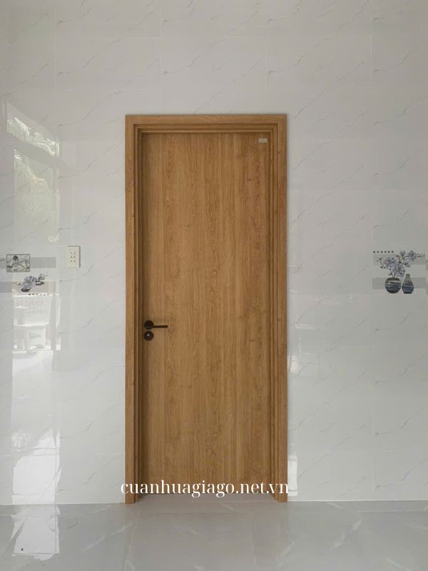 Cửa nhựa phủ da Composite Cam Lâm