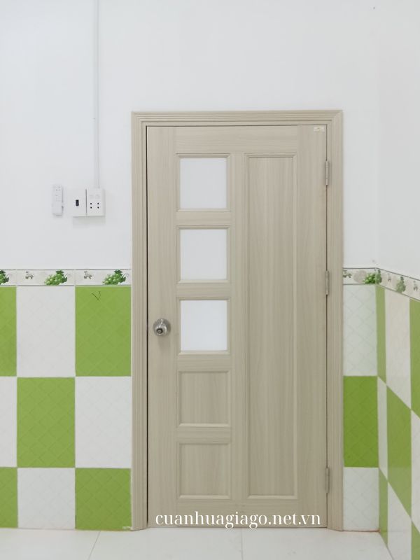 Mẫu cửa nhựa ô kính Cam Lâm